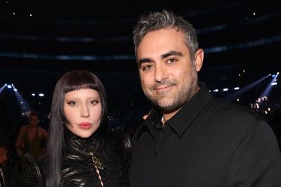 Hành trình làm mẹ của Lady Gaga được tiết lộ