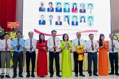 Ông Phan Thanh Vũ làm Chủ tịch Liên hiệp các Hội Văn học Nghệ thuật tỉnh An Giang