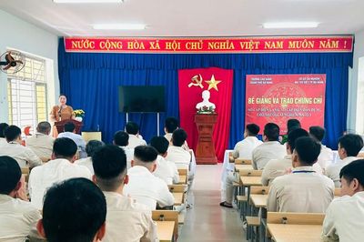 Trao chứng chỉ nghề cho 70 học viên Cơ sở cai nghiện ma túy số 1 Đà Nẵng