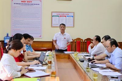 Thẩm tra dự thảo Nghị quyết trình Kỳ họp thứ Sáu, HĐND tỉnh khóa XVI