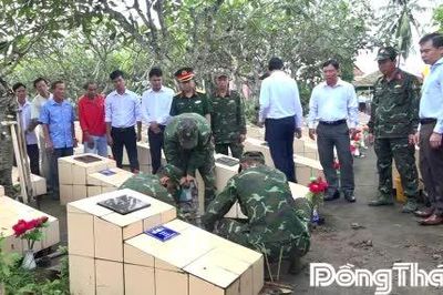 Đồng Tháp: Lấy mẫu hài cốt liệt sĩ tại Nghĩa trang Liệt sĩ Gò Công Tây