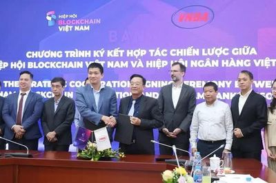 Tiền gửi ngân hàng lên blockchain để làm gì?