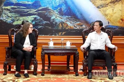 Tăng cường hợp tác khắc phục hậu quả bom mìn