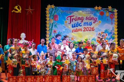Trung thu ấm áp, chia sẻ yêu thương