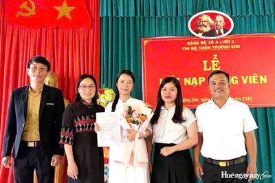 Bồi dưỡng nguồn trẻ cho Đảng