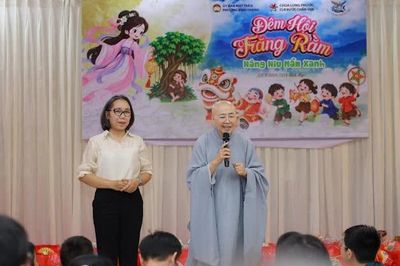 Hơn 200 em thiếu nhi vui Tết Trung thu tại chùa Long Phước