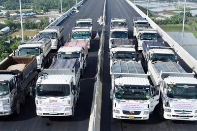 Đang thử tải cầu Phước Khánh nối Đồng Nai - TP.HCM