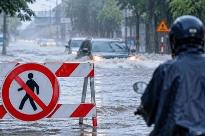 TP. Hồ Chí Minh: Chủ động phòng tránh mưa lớn, nguy cơ ngập lụt