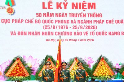 Cục Pháp chế Bộ Quốc phòng kỷ niệm 50 năm Ngày truyền thống và đón nhận Huân chương Bảo vệ Tổ quốc hạng Ba