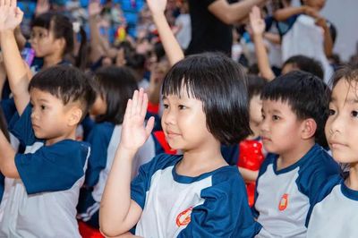 Công an TP Hồ Chí Minh mang 'Đêm hội trăng rằm' đến hơn 1.700 thiếu nhi