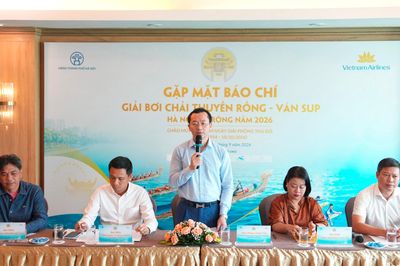 Ra mắt giải Bơi chải thuyền rồng và ván SUP Hà Nội mở rộng 2026