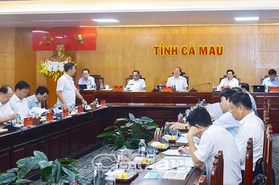 Họp bàn xây dựng các chuyên đề nghiên cứu phục vụ phát triển bền vững