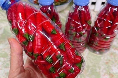Cách bảo quản ớt tươi lâu, để cả nửa năm không hỏng, vẫn giữ được độ cay