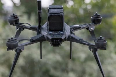 Mỹ mua 4.000 drone tấn công, một người điều khiển cả đàn