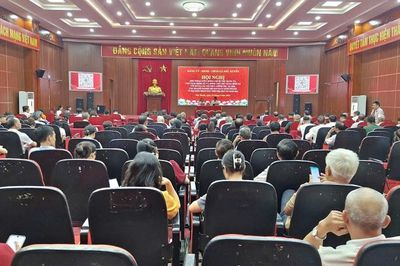 Lãnh đạo xã Phú Xuyên đối thoại với người dân, doanh nghiệp