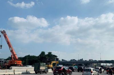 Hà Nội điều chỉnh điểm quay đầu trên đường Cổ Linh để thi công hầm chui