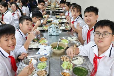 Góc nhìn từ nhà trường trước đề xuất nâng trần tiền ăn bán trú