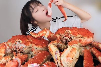 Các 'thánh ăn' triệu view hết thời?