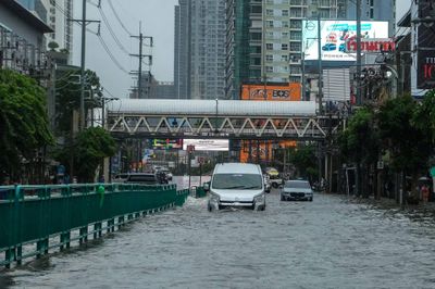 Khuyến cáo khách đến sân bay Bangkok giữa thảm họa ngập lụt