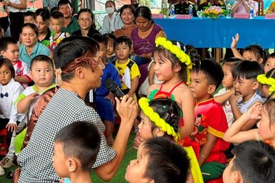 Về Ô Lâm mùa trăng rằm, thắp sáng ước mơ tuổi thơ nơi phum sóc
