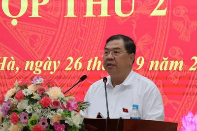 Phó Thủ tướng Thường trực Phạm Gia Túc tiếp xúc cử tri Hà Tĩnh