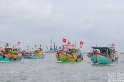 [Ảnh] Người dân Cần Giờ mừng Lễ hội Nghinh Ông - Thành phố Hồ Chí Minh