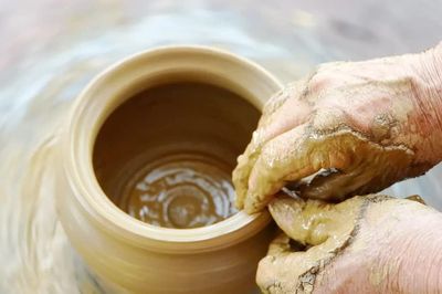 Những người giữ lửa làng gốm Vân Sơn - Nhạn Tháp