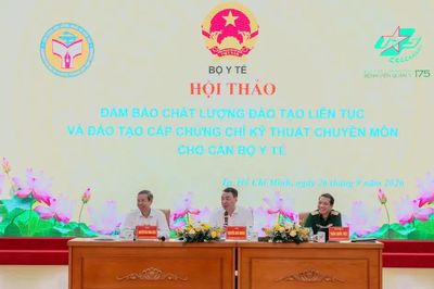Bộ Y tế siết chất lượng đào tạo, cấp chứng chỉ chuyên môn cho cán bộ y tế