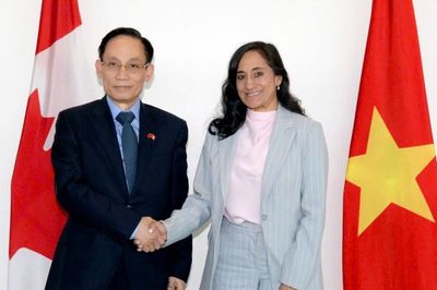 Ủy viên Bộ Chính trị, Bộ trưởng Ngoại giao Lê Hoài Trung hội đàm với Bộ trưởng Ngoại giao Canada Anita Anand