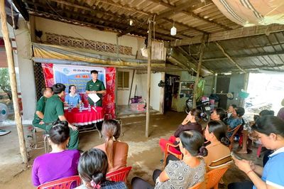 Bộ đội Biên phòng chung tay chăm lo đời sống nhân dân