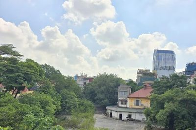 Sau quyết định phạt nặng doanh nghiệp: 'Đất vàng' Cao Bá Quát giờ ra sao?