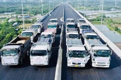 Cầu Phước Khánh nối Đồng Nai và TP.HCM đang thử tải
