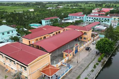 Trường học mới khang trang từ trụ sở xã dôi dư