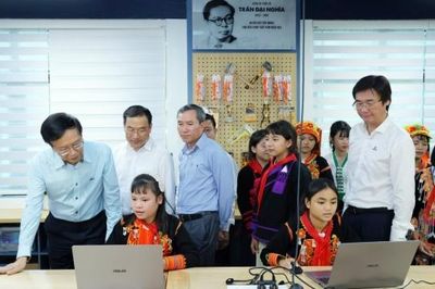 [VIDEO] Đưa khoa học, công nghệ và đổi mới sáng tạo đến gần hơn với học sinh vùng biên