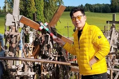 Khách TPHCM chi 120 triệu đến 5 nước châu Âu, đi bộ 10km trong mỏ muối 700 tuổi