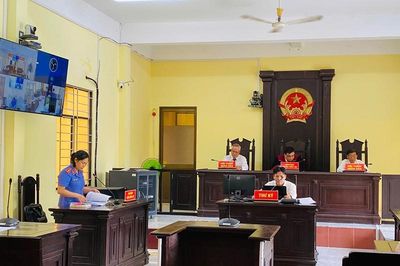 VKSND khu vực 14, TP Cần Thơ tổ chức 2 phiên tòa rút kinh nghiệm trực tuyến