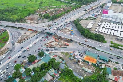 Hà Nội cấm ô tô quay đầu, rẽ trái trên đường Cổ Linh giờ cao điểm