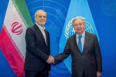LHQ thúc đẩy đối thoại, Iran đề xuất mở lại eo biển Hormuz