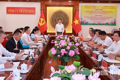Trao đổi kinh nghiệm trong công tác xây dựng Đảng, xây dựng chính quyền