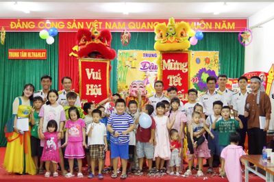 Các đơn vị thuộc Học viện Hải quân tổ chức hoạt động Trung thu