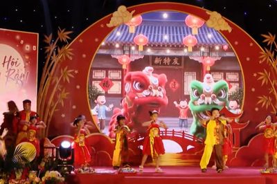 Tết Trung thu ý nghĩa với trẻ em nghèo ở xã Ứng Thiên