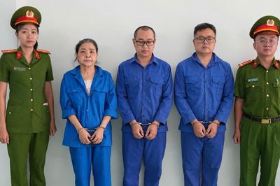 Công an Thành phố Hồ Chí Minh bắt tạm giam nhóm đối tượng in, phát hành 21.000 quyển sách trái phép