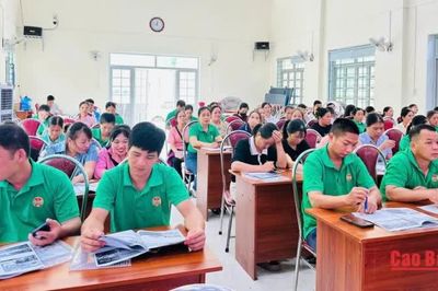 70 học viên xã Đức Long tập huấn ứng dụng công nghệ thông tin trong tiêu thụ nông sản