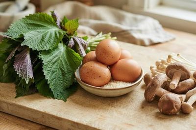3 món ăn từ lá tía tô và trứng tốt cho tim mạch