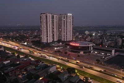 Ảnh bến xe khách Yên Sở hiện đại bậc nhất, rực sáng cửa ngõ phía Nam Hà Nội