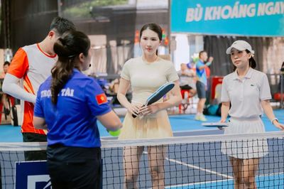 Á hậu Nguyễn Linh Chi 'thử sức' tại Giải Pickleball Báo Văn Hóa 2026