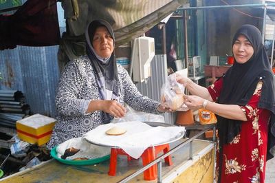 Hấp dẫn bánh truyền thống Namparang của đồng bào Chăm