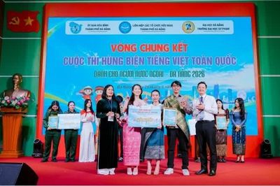 Sinh viên Lào, Campuchia kể chuyện 'Những ngôi chợ bên dòng Mê Kông' bằng tiếng Việt