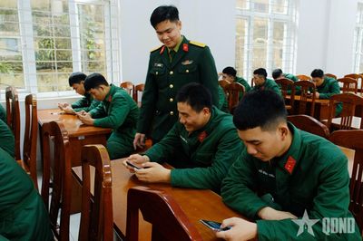 Kỷ luật từ... nhấp chuột