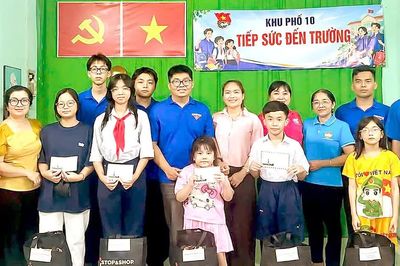 Trẻ hóa đội ngũ tại cơ sở: Phát huy hiệu quả công việc, tạo sức sống ở khu dân cư